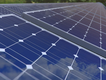 What is the effect of using a plasma cleaning machine on photovoltaic glass?