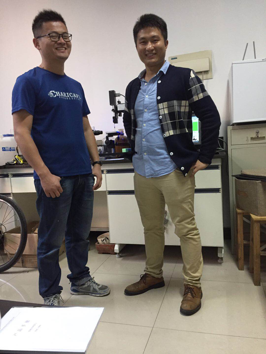  紙和紙板上的工業涂料用于包裝和印刷